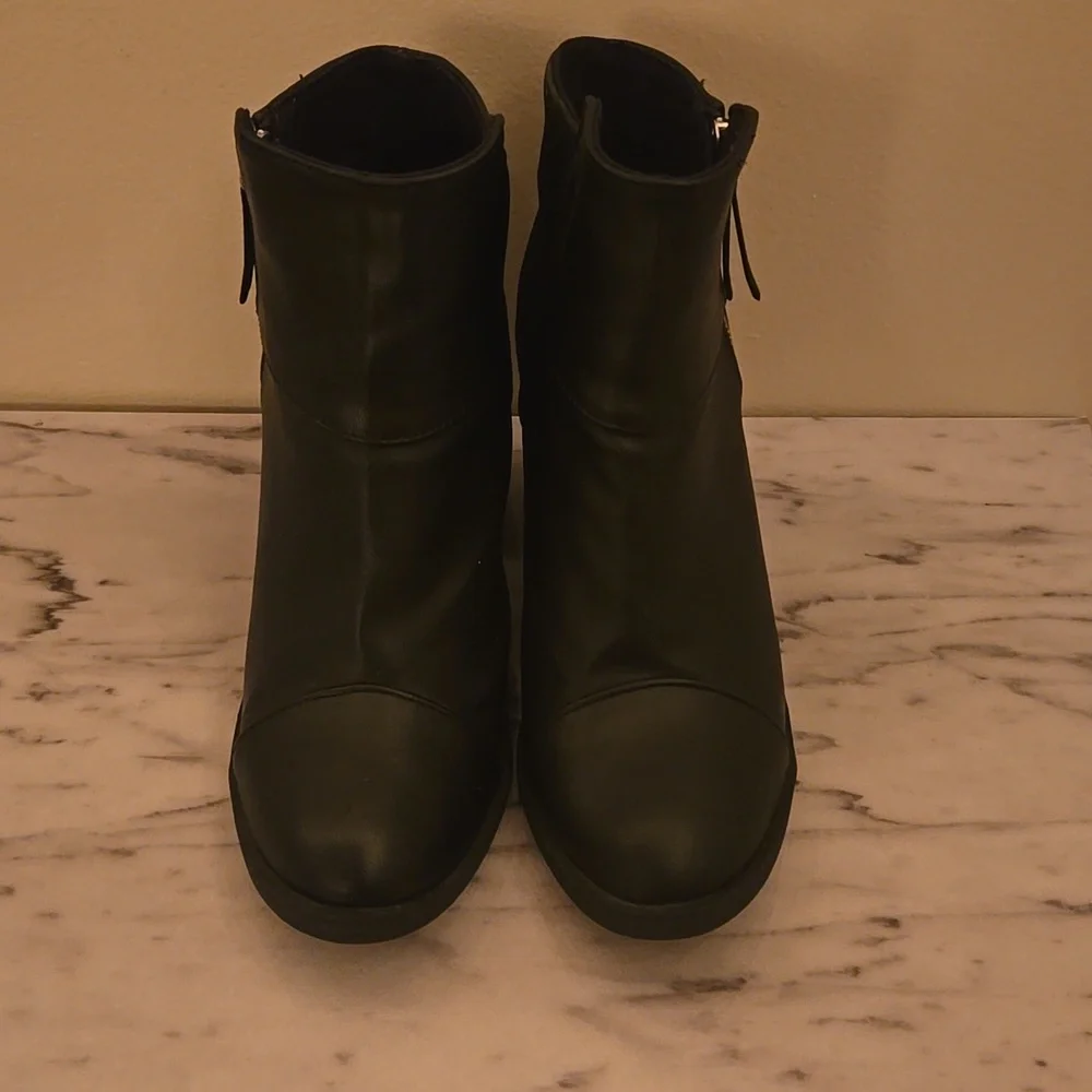 H&M Divided Black Ankle Booties - Picture 2 of 12